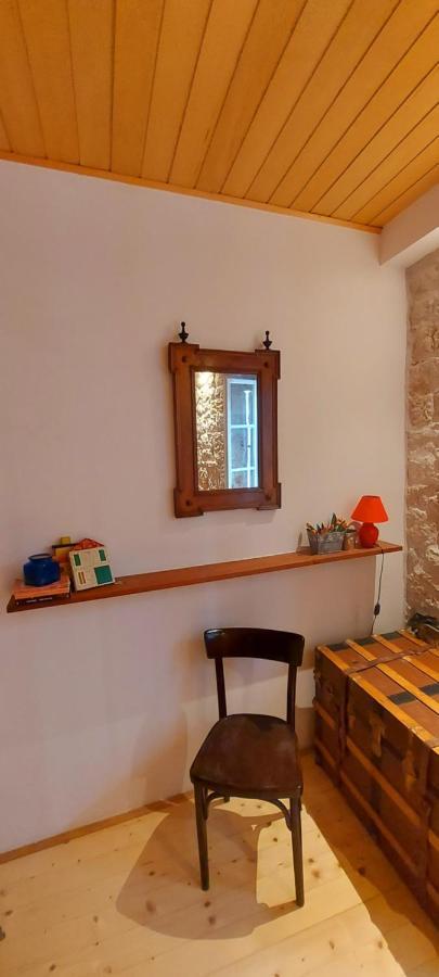 Antique Central Komiza House Nona Nika Dış mekan fotoğraf